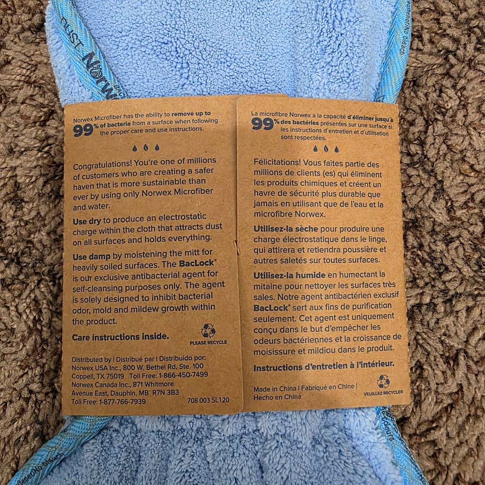 Norwex Dusting Mitt Blue Microfiber Cloth with BacLock Technology New - Picture 4 of 4